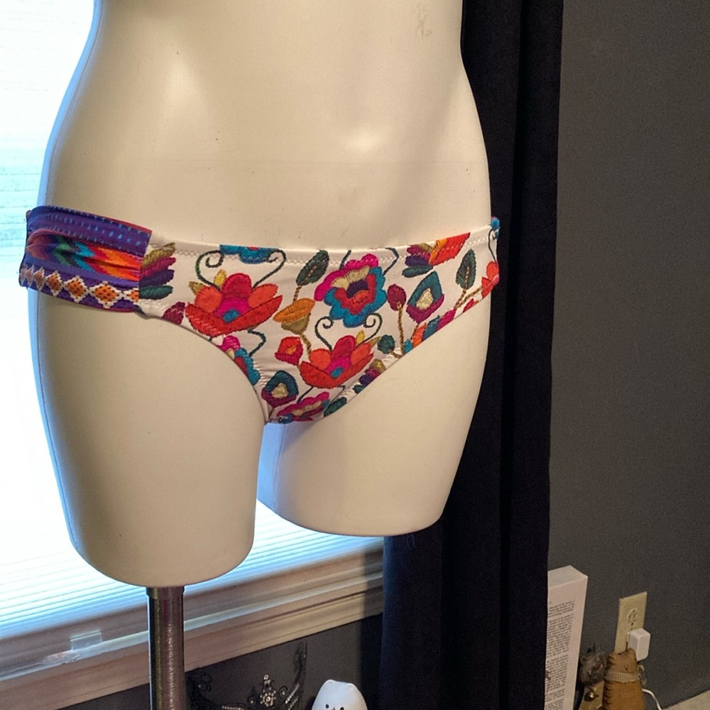 Nanette Lepore Antigua swim bottoms size XS NWT